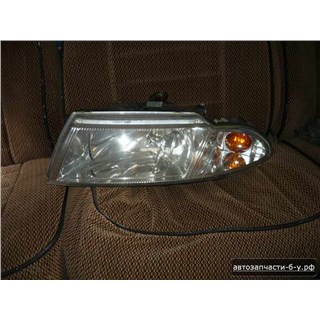 Запчасти На Mitsubishi Carisma: Фара Передняя Левая