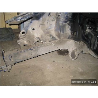 Запчасти На Audi A3: Лонжерон Правый